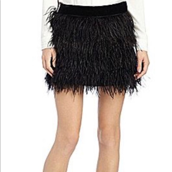 Sam Edelman Dresses & Skirts - NWOT Sam Edelman feather skirt